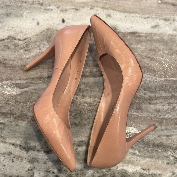 Stuart Weitzman Nude Leather Pointed-Toe Pumps - Picture 4 of 9